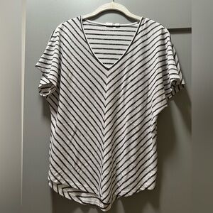 GAP Black and White Striped V-Neck Tee